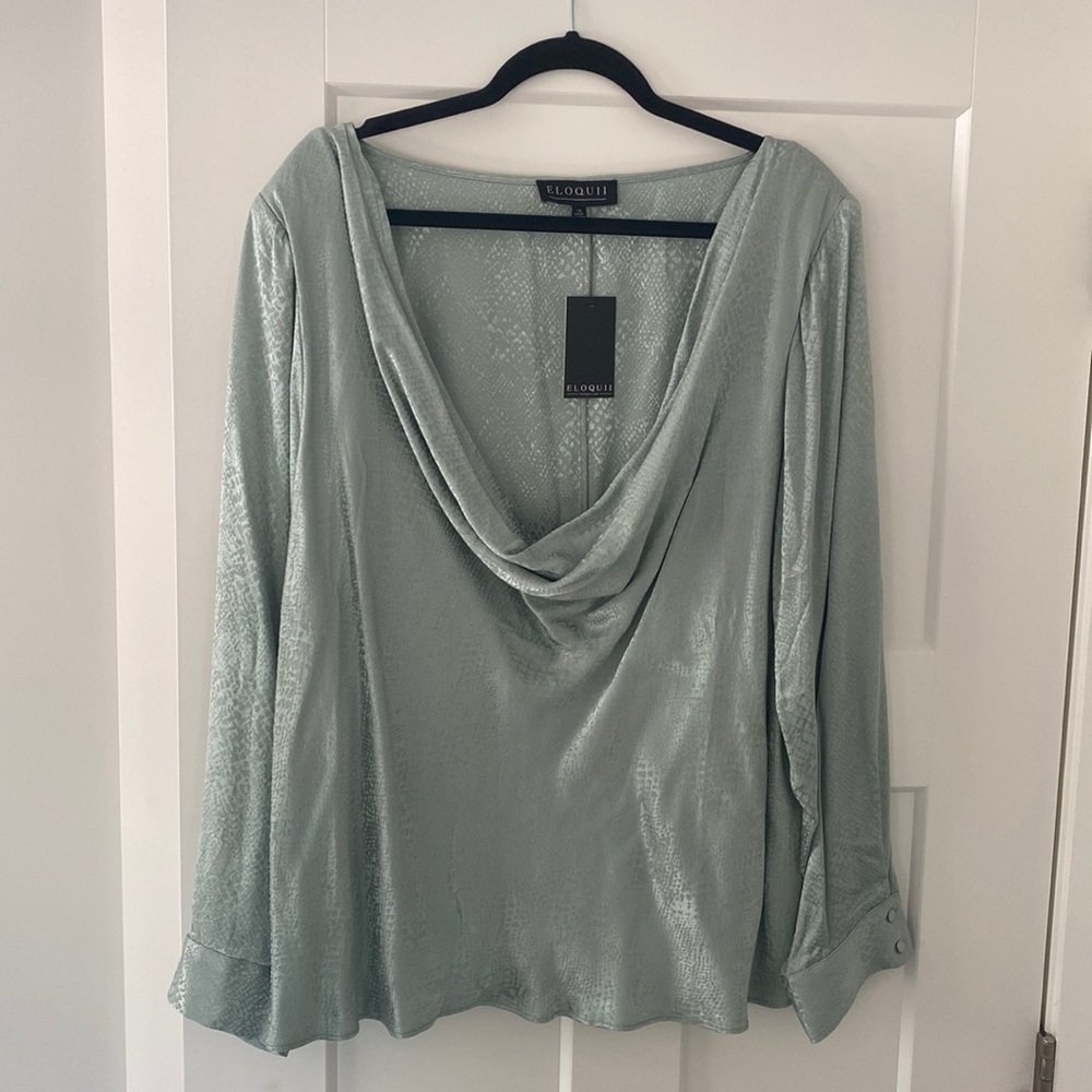 ELOQUII - Cowl neck satin feel blouse - size 24